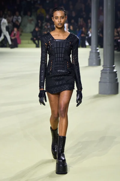 Look 72